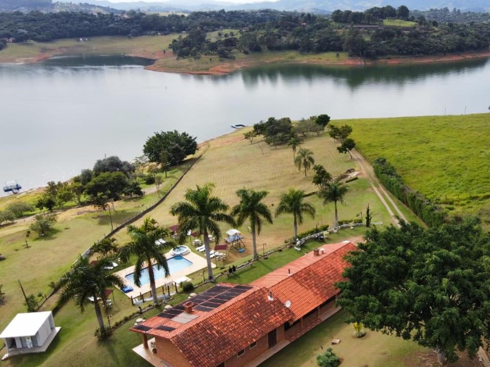 Chale Represa Recanto Varanda Do Sol Joanopolis Exterior photo